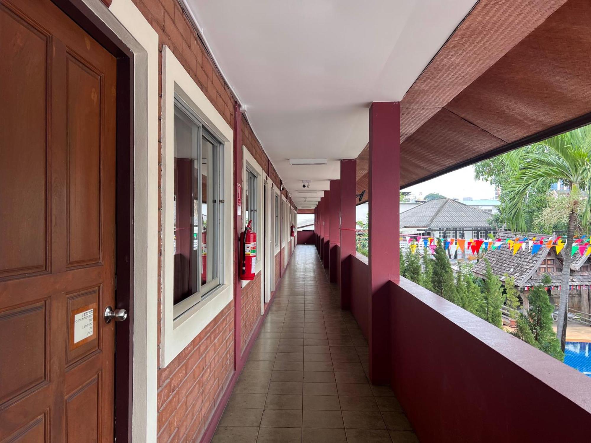 A Pousada Red Brick Chiang Mai Exterior foto